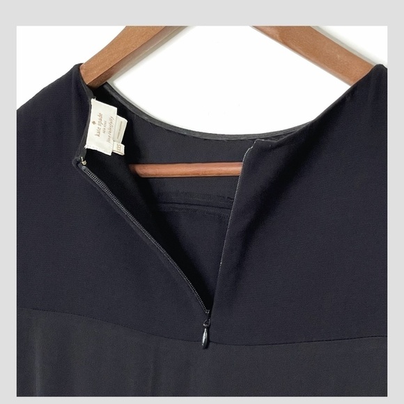 Kate Spade Blouse Long Sleeve Crepe Fabric Top Ruffle Hem Zip Back Black Sz XXS - Picture 4 of 11